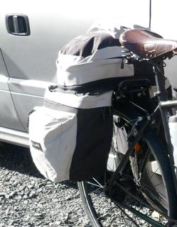 Pulse bicycle panniers with backpack